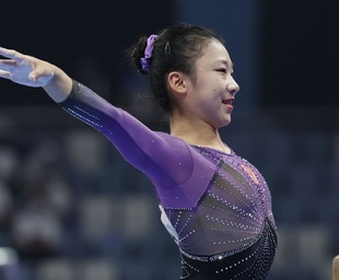 古德温8记三分平本赛季单场替补球员纪录 克雷伊奇&斯玛特曾做到