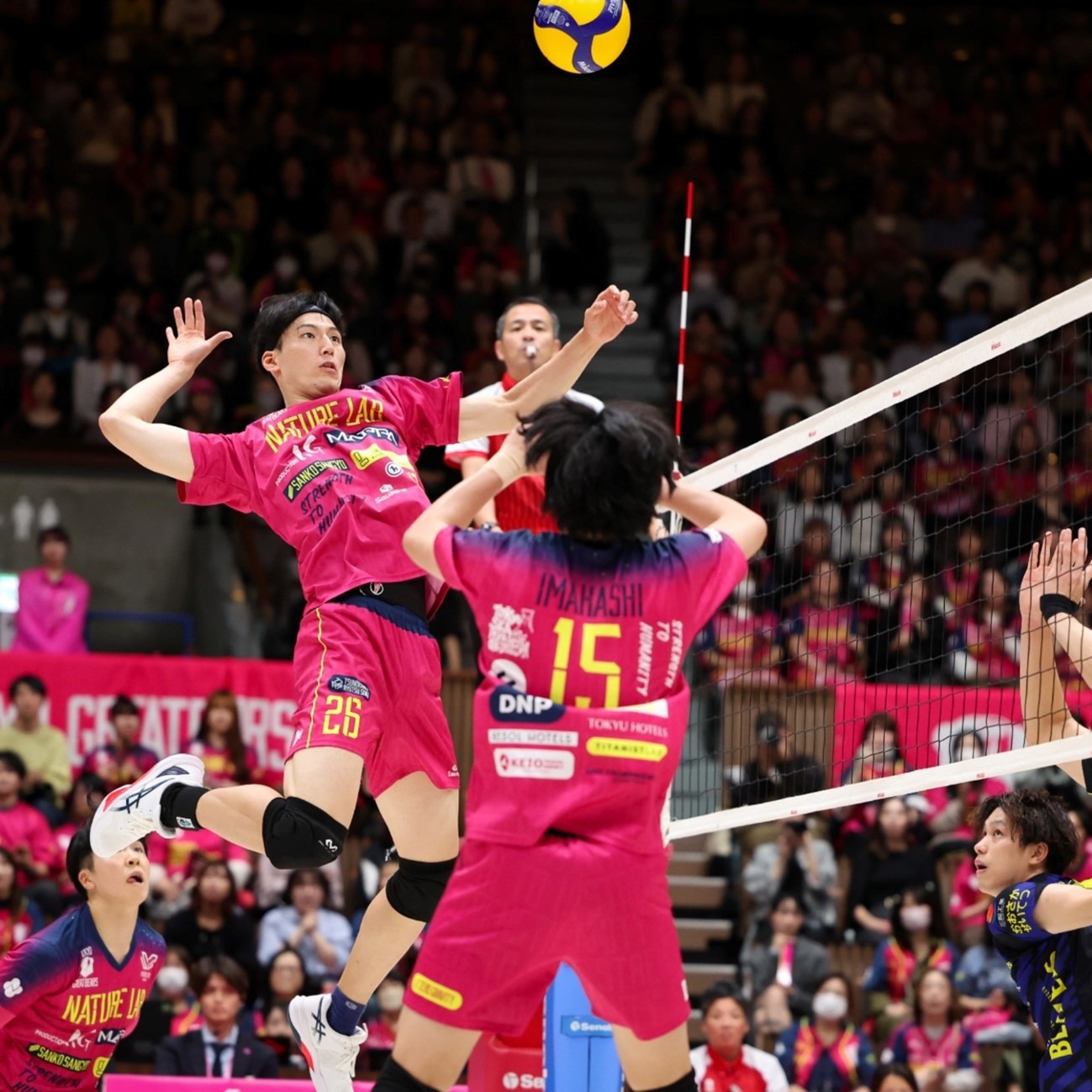 马卡：皇马接近免签利物浦边卫阿诺德，希望和他签约五年